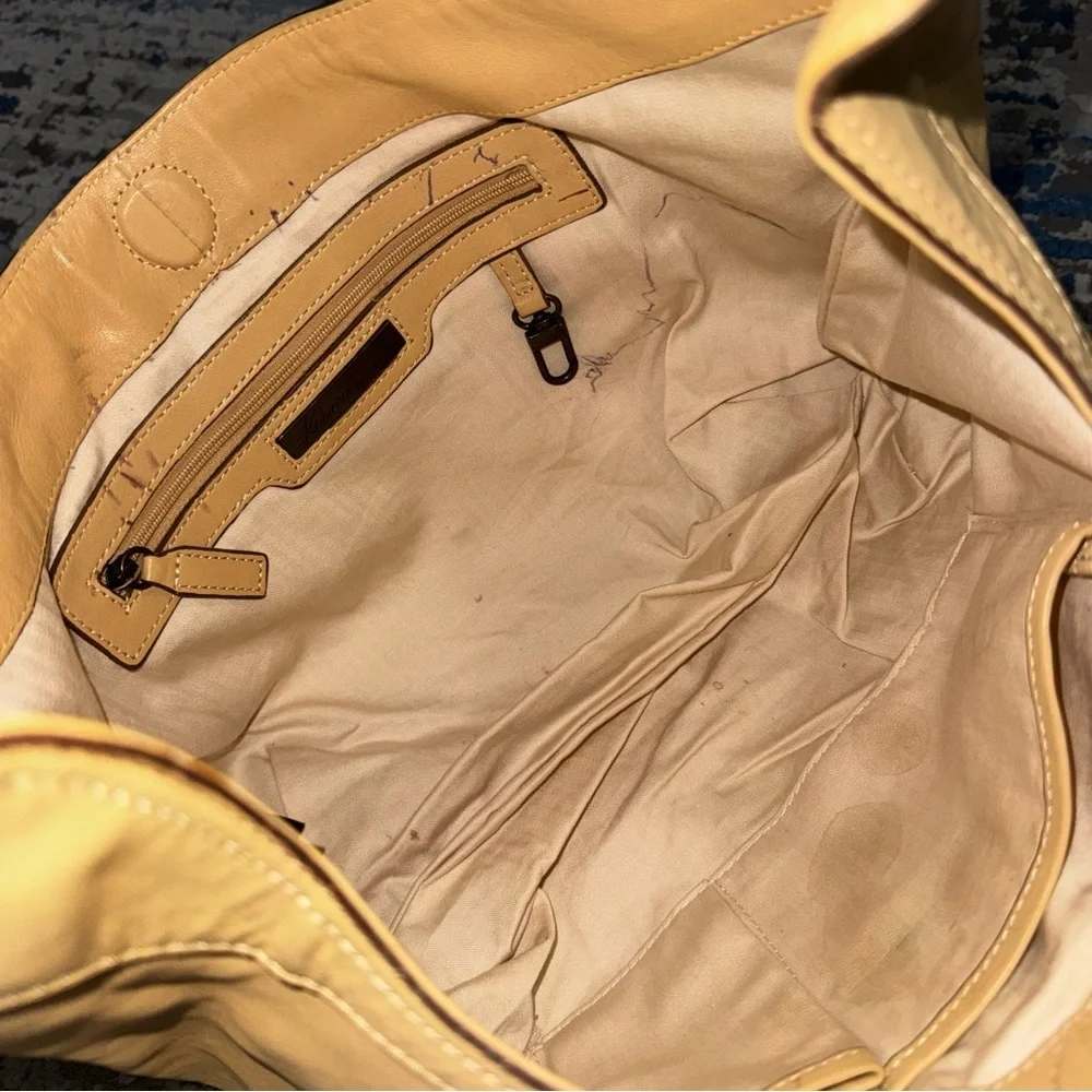 Kenneth Cole Elegant Tan Leather Women's Bag